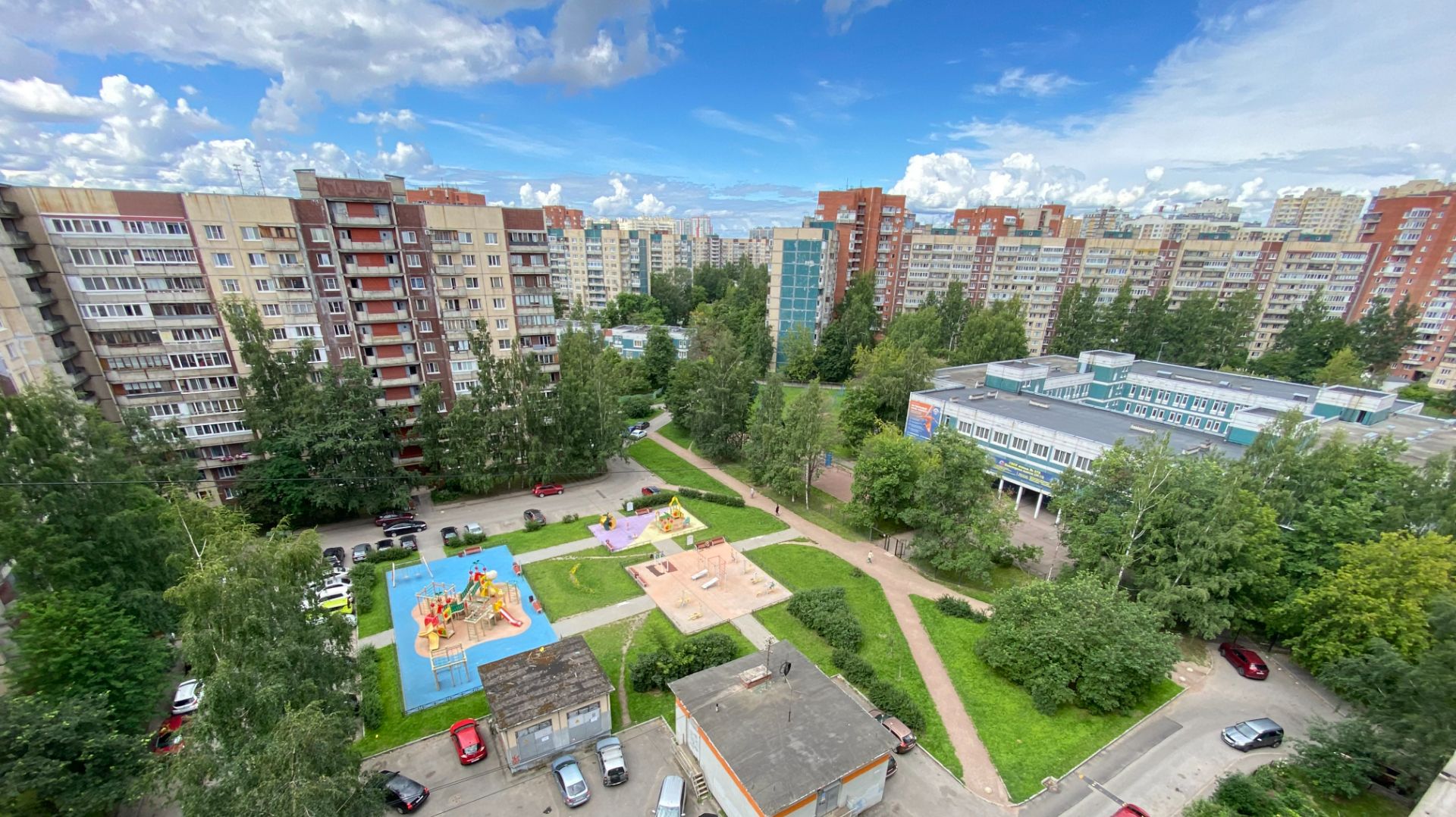 Санкт-Петербург, пр-т Кузнецова, 21