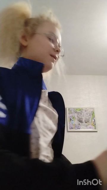 человек сделал тебе больно?