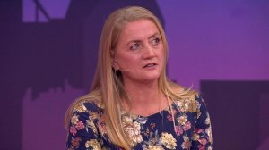 Мать-алкоголичка пришла к бабушке сына с ножом, чтобы "признаться в любви"