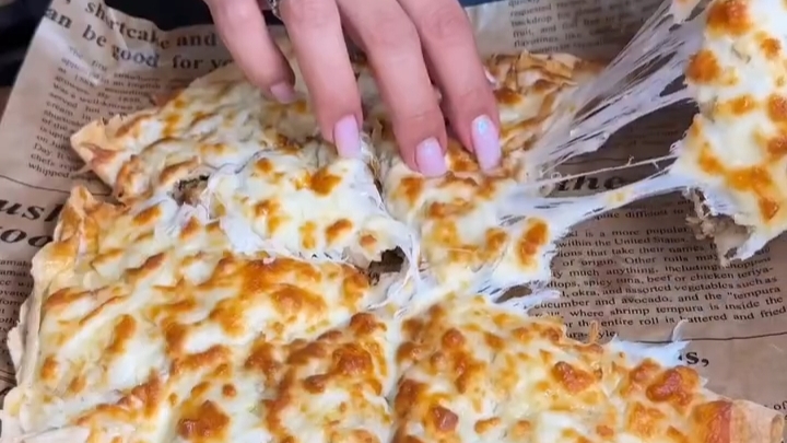 Пирог из лаваша с мясом и сыром...🥧🫓🧀😋 смотреть онлайн