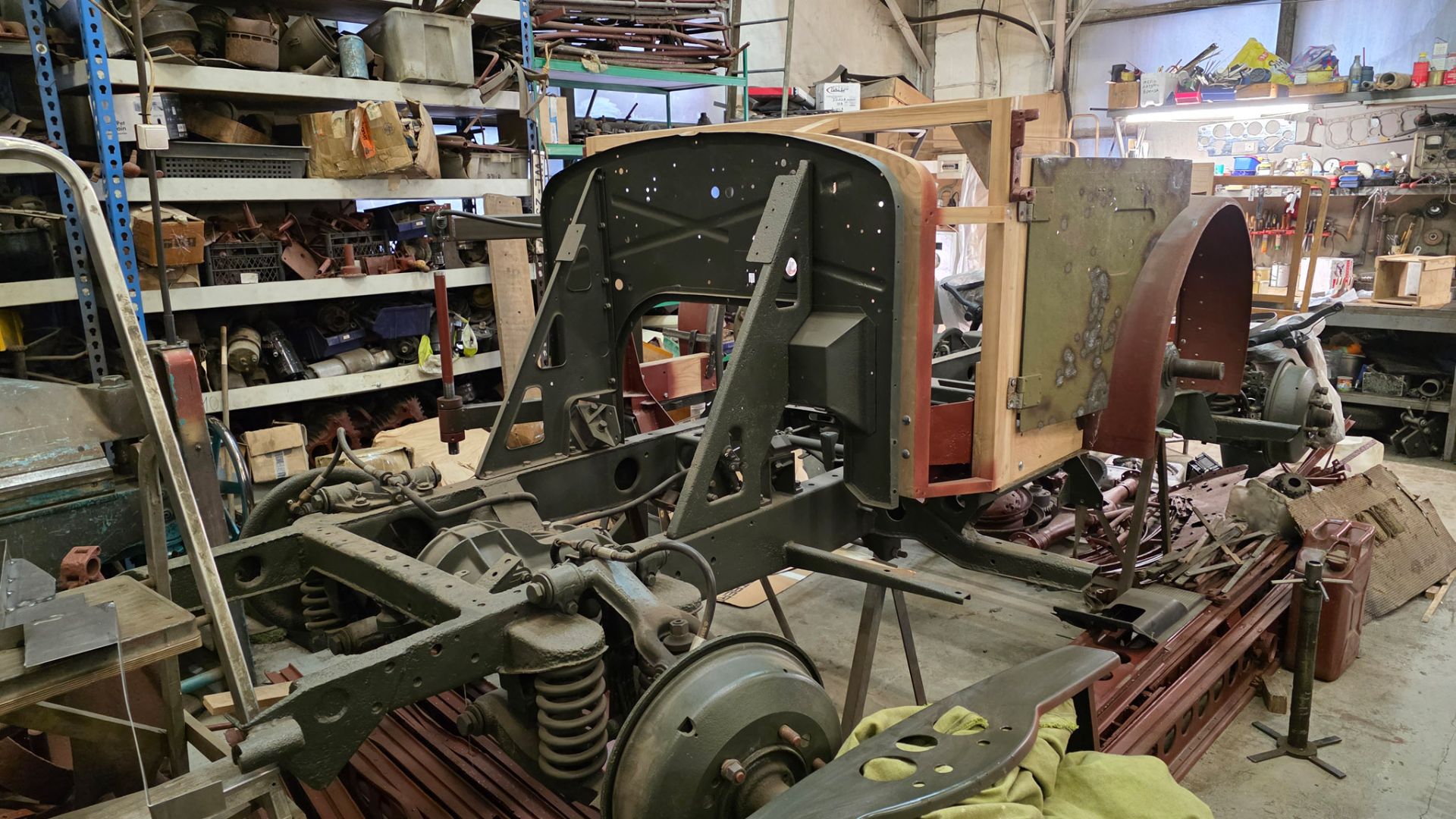 Шасси командирской машины Horch 901 из коллекции Вячеслава Лен смотреть онлайн