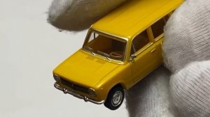 Распаковка: модель ВАЗ-2102 от Brekina в масштабе 1:87