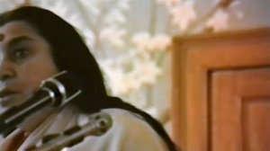 13.05.1982 г. «Правая сторона». Лекция Шри Матаджи. Брайтон. Англия. 55:27