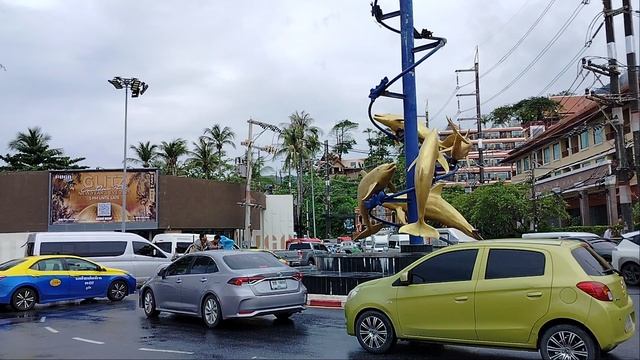 На автобусе-аэропорт-Патонг! смотреть онлайн