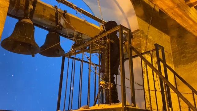 Егор Чухлеб. Колокольный звон. Успенский собор, Смоленск смотреть онлайн