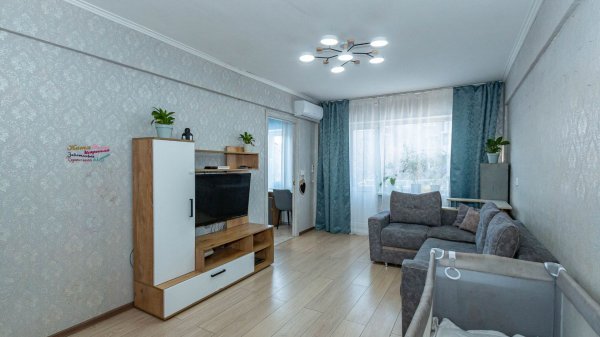 Коммунальная улица, 17