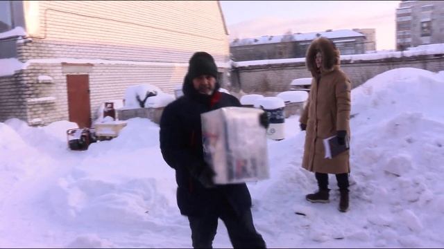 Очередной гуманитарный конвой отправил на передовую тюменский фонд "Путёвка в жизнь" смотреть онлайн