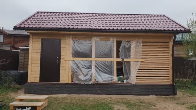 Монтаж фасадных панелей при отделке фундамента и продухи для цоколя, фасадная отделка свай и тумб смотреть онлайн