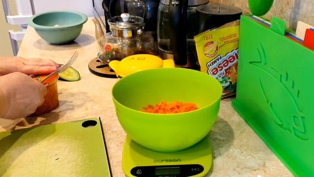 Новый салат (без названия),придумаем вместе. смотреть онлайн