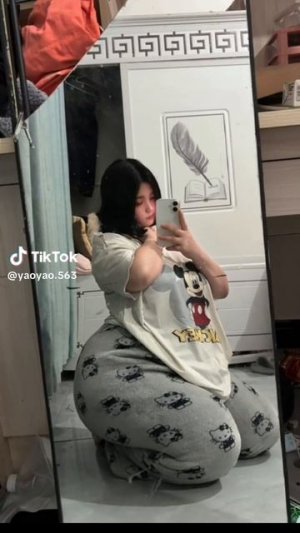 в такой позе 😏😏😏