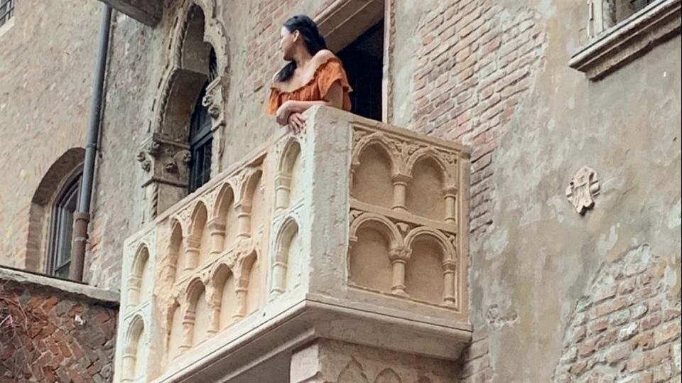 Песня о балконе, или А был ли Вилли? - Евгений Котцов (Автор, исп. ИИ)