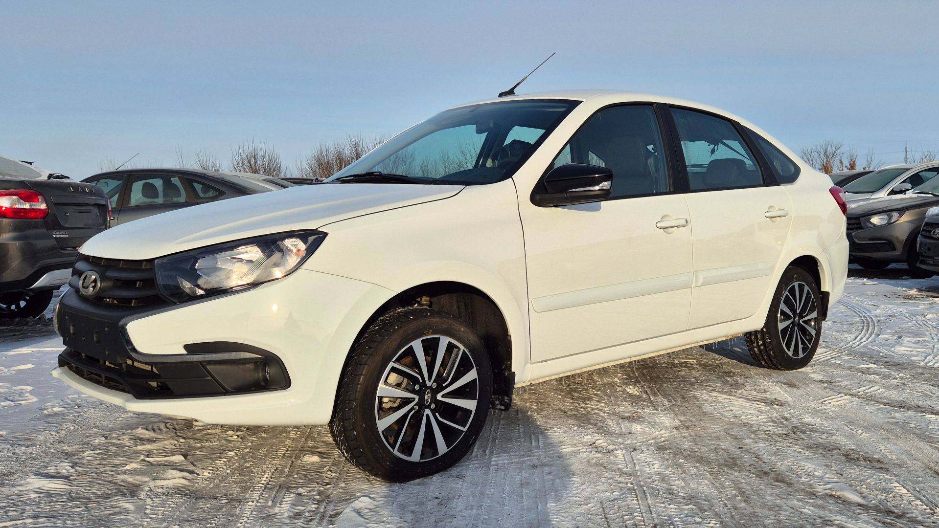 Granta Club лифтбэк для тех кто ценит вместимость и не хочет переплачивать с выгодой 120 000 #granta смотреть онлайн