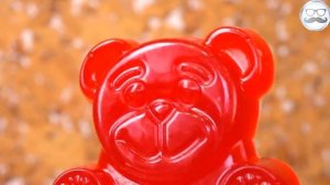 ОН ВЕРНУЛСЯ К ЖЕЛЕЙНОМУ МЕДВЕДЮ ВАЛЕРЕ