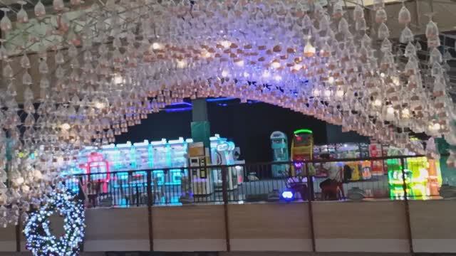 ТАЙЛАНД. ПАТТАЙЯ. ТОРГОВЫЙ КОМПЛЕКС ЦЕНТРАЛ МАРИНА ИЗНУТРИ(архивное видео) смотреть онлайн