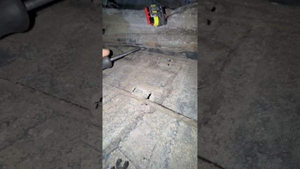 Снятия датчика открывания ноги Changan UNI-K