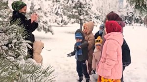 Снегопады обрушились на Туркменистан. Сугробы выросли до семи сантиметров в Ашхабаде