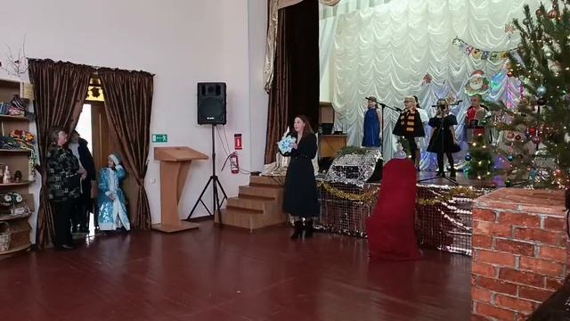 "Новогоднее приключение"-концерт смотреть онлайн