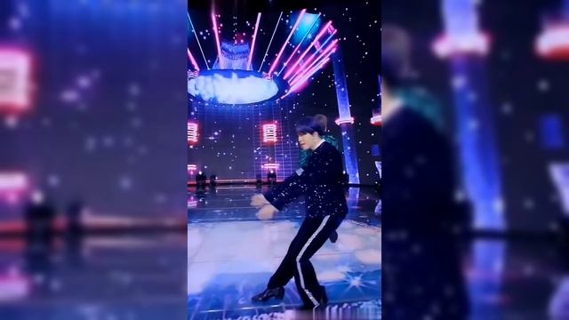 " Силуэт".Слова Ваня Дмитриенко,музыка нейросеть смотреть онлайн