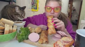 МУКБАНГ СВИНОЖОР ВЫПЕЧКА ПЛЮШКИ