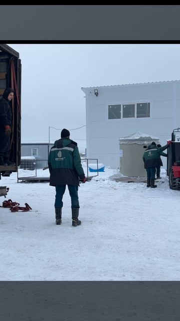 Отгрузка емкостей с производства