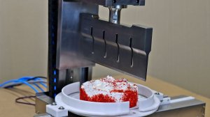 Ультразвуковой нож - пример резки кондитерских изделий