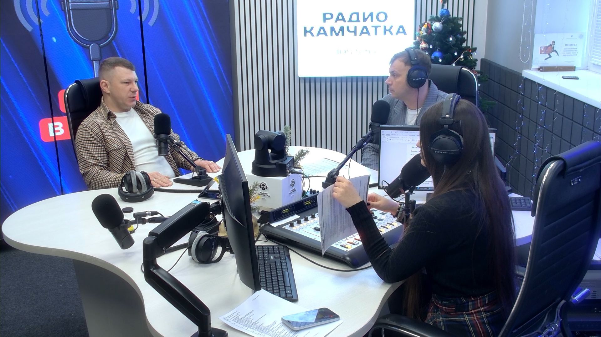 А НЕ ПОРА ЛИ УЧИТЬСЯ? смотреть онлайн