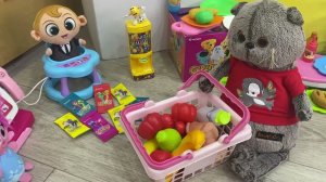 БАСИК связал дядю Эда, пока тот спал, чтобы не бегать километр / Семейка Басиков и Мисс Фаина