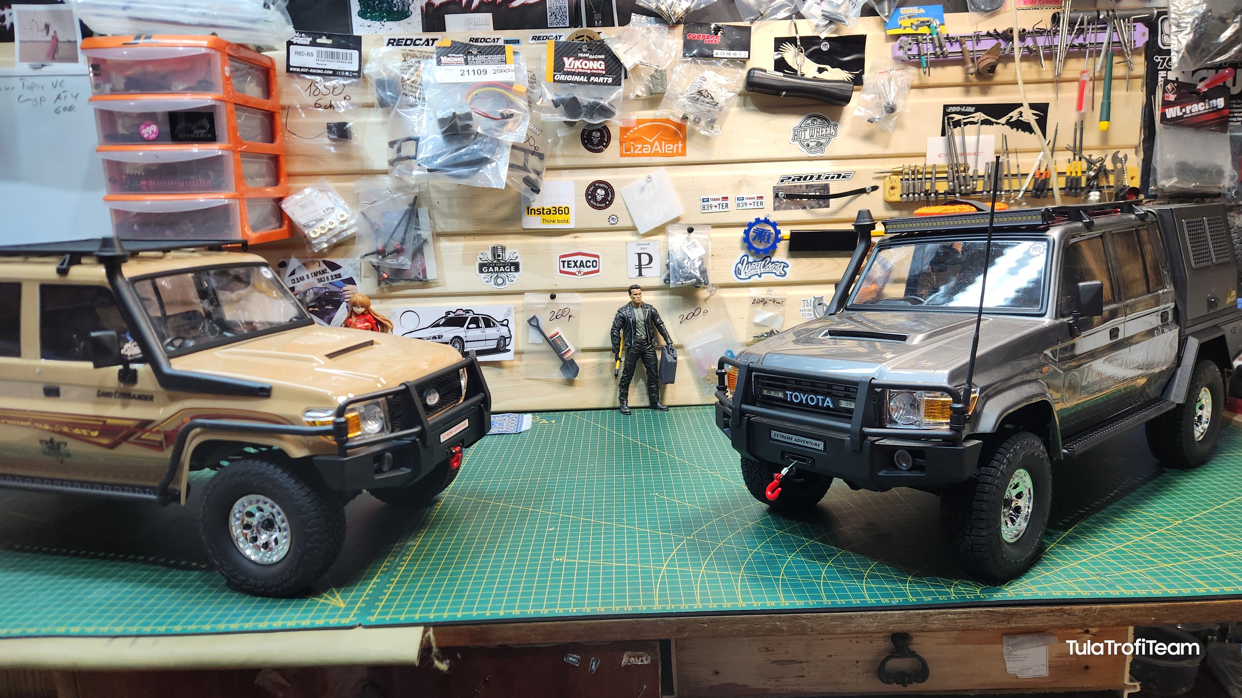 rgt ex86160 Toyota lc79 оба цвета на столе смотреть онлайн