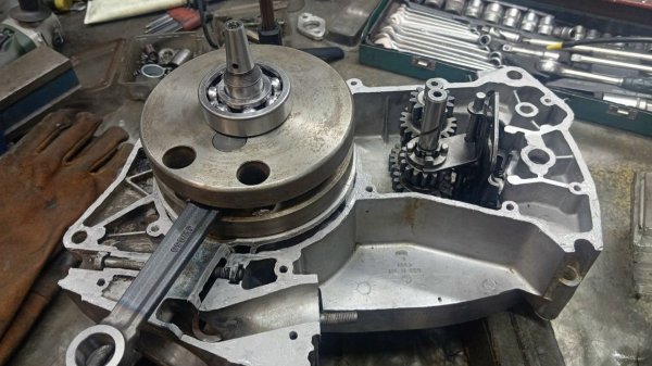 Сборка двигателя Ява 634 из г. Люберцы + посылка с новыми запчастями (Jawa 634) Будни в мастерской