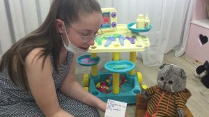 Все ученики 3 "Б" класса проходят МЕДОСМОТР для ШКОЛЬНОГО ЛАГЕРЯ / Семейка Басиков и Мисс Фаина