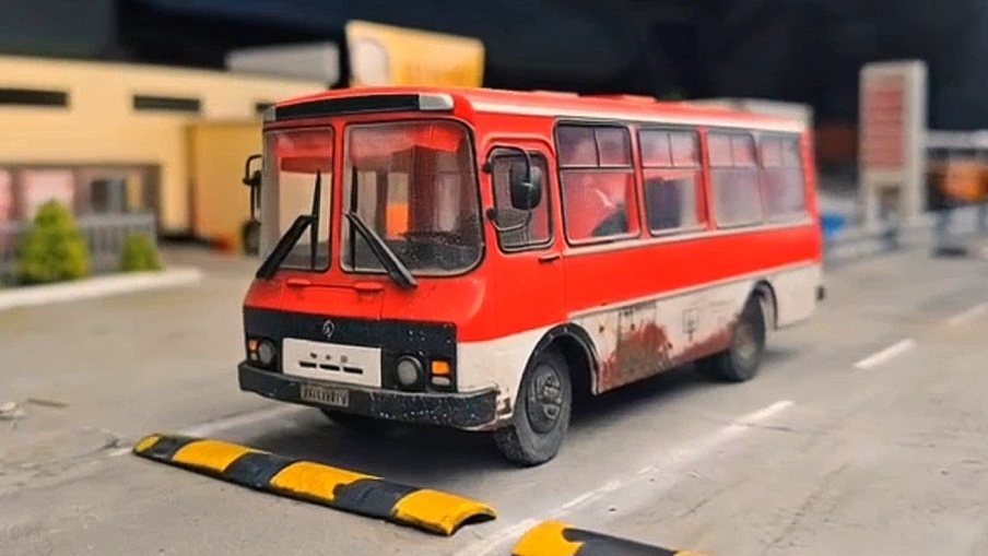 Едет автобус Пазик Паз 3205 в деревню! Про машинки