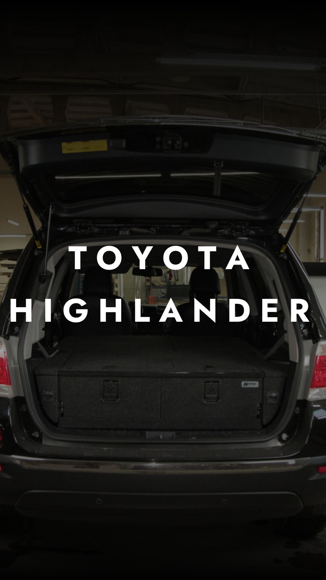 Обзор органайзера-спальника в багажник автомобиля Toyota Highlander компании Интрейл