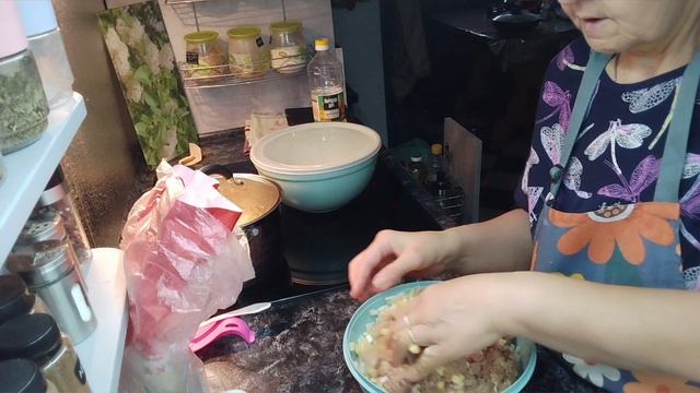 Расстегаи с мясом. смотреть онлайн