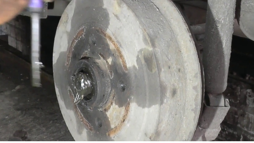 Замена подшипника задней ступицы Daewoo Lanos ZAZ Lanos смотреть онлайн