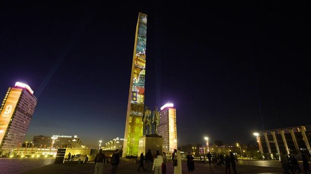 Мультимедийная инсталляция на Площади Победы, Санкт-Петербург | SMARTLIGHT