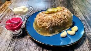 Лучшее что можно приготовить из свиной рульки / голени. Холодец лёгкий рецепт.
