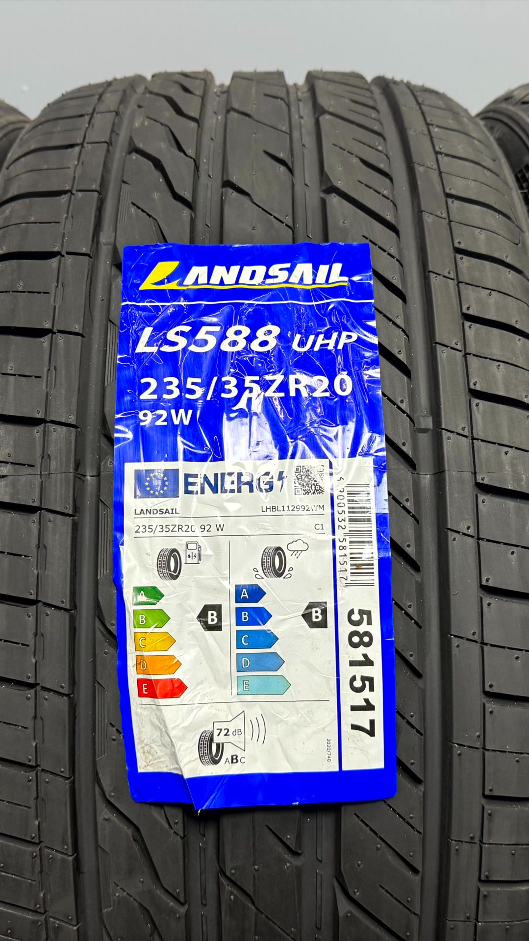 LS588 UHP