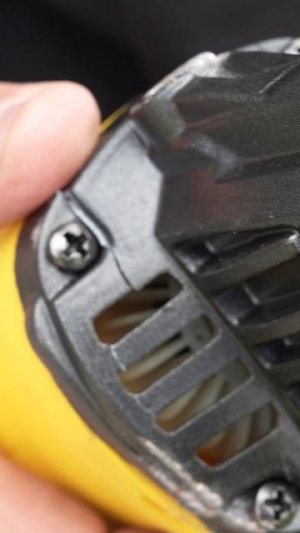 Не та шлифмашина хорошая, что не падает…