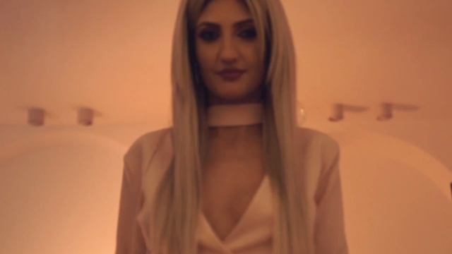 Секс Девочка танцует смотреть онлайн