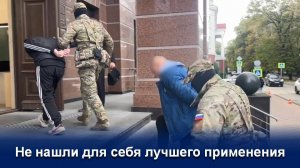 ДВА ЖИТЕЛЯ КРЫМА ЗАДЕРЖАНЫ ЗА СОВЕРШЕНИЕ ТЕРАКТОВ