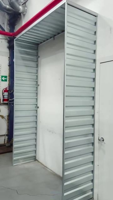 Производство и монтаж роллетного шкафа