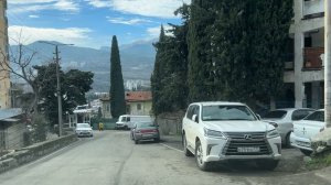 Ялта. По ул.Халтурина вниз, от развилки на ул.Рабочей до ул.Кирова. 06.01.2026. Крым. Crimea. Yalta