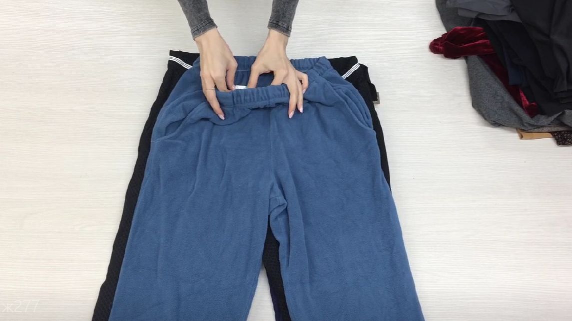 ж277. Брюки, легинсы, гавайки женские смотреть онлайн