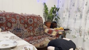 Разбираю в шкафу . Уборка . Ароматный батон и вкусные крылышки .