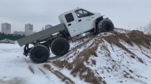 Вездеход 6х6 СКБ-600-09