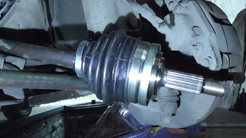 Замена наружной гранаты ВАЗ 1117 Калина смотреть онлайн