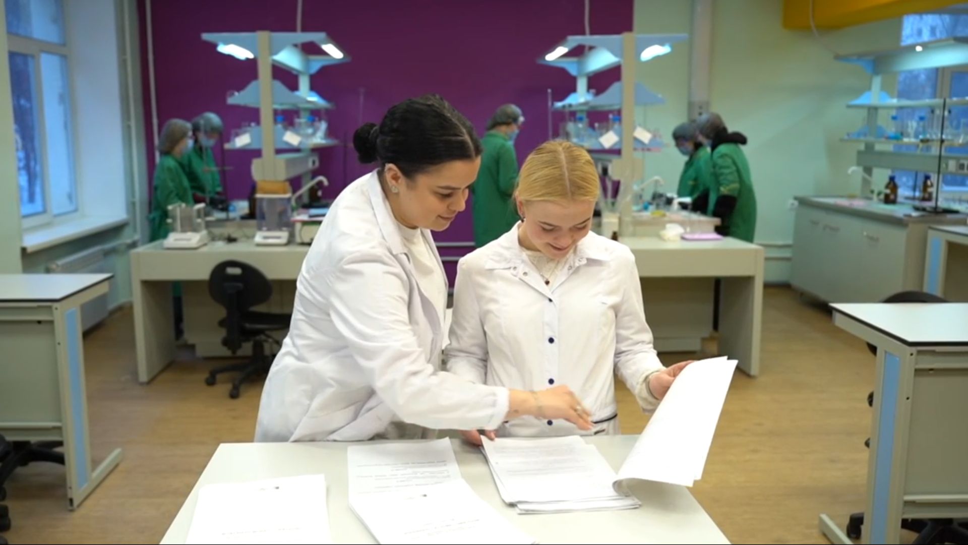 Татьянин день отметят несколько тысяч учащихся колледжей и техникумов Колымы смотреть онлайн