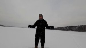 Поздравление на льду озера Сенеж с Днем Студента.Пусть тебе всегда улыбается удача в учебе.