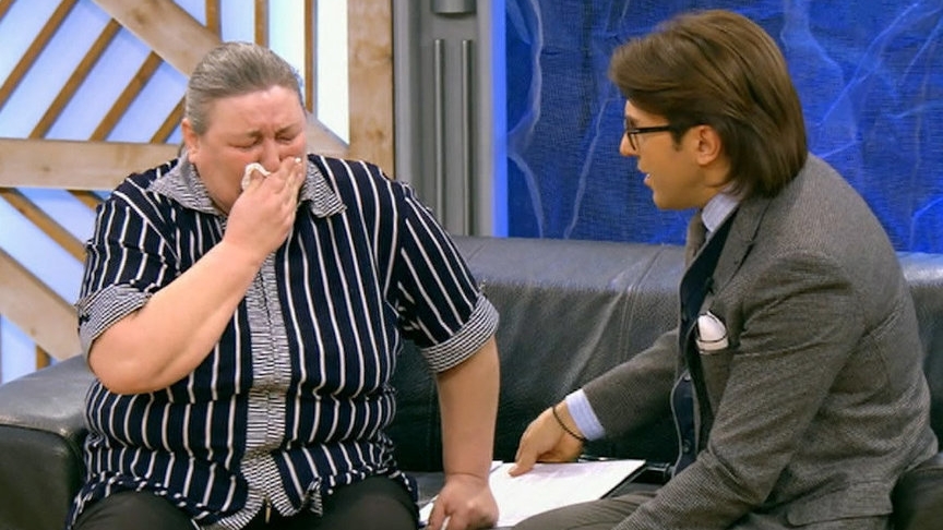 От кого родила 12-летняя девушка? Брат,сосед,отчим? "Пусть говорят"/ШОУ ОБЗОРЫ смотреть онлайн