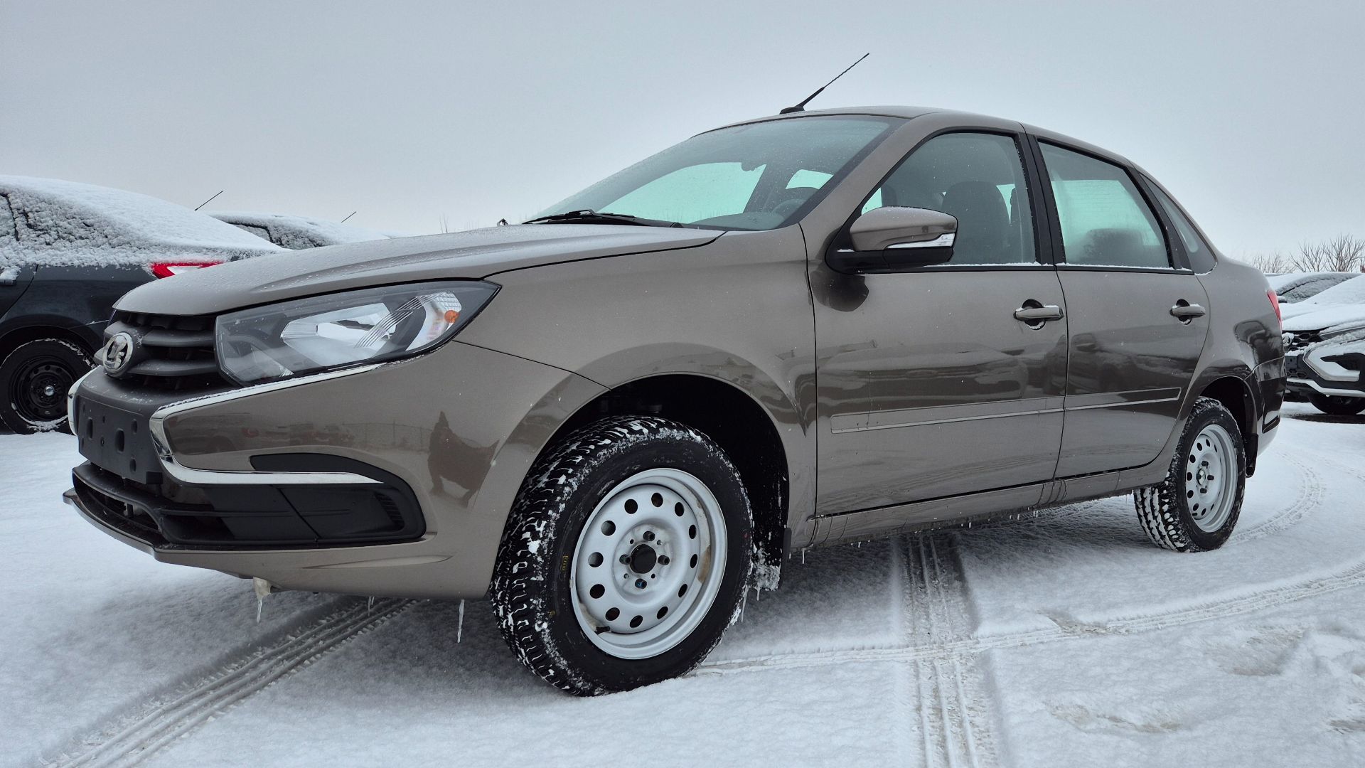 САМАЯ ДОСТУПНАЯ МАШИНА В РФ С КОНДИЦИОНЕРОМ Granta классик оптима и скидка 120 000 #granta смотреть онлайн